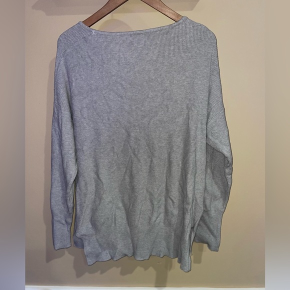 Gray Ribbed Sweater - Picture 4 of 5